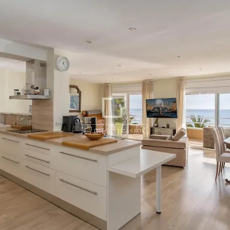 شقة Incredible Renovated On The Waterfront يوريت دي مار