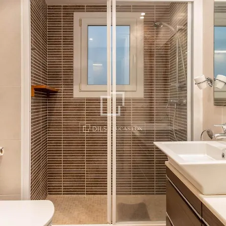 Incredible Renovated On The Waterfront شقة *